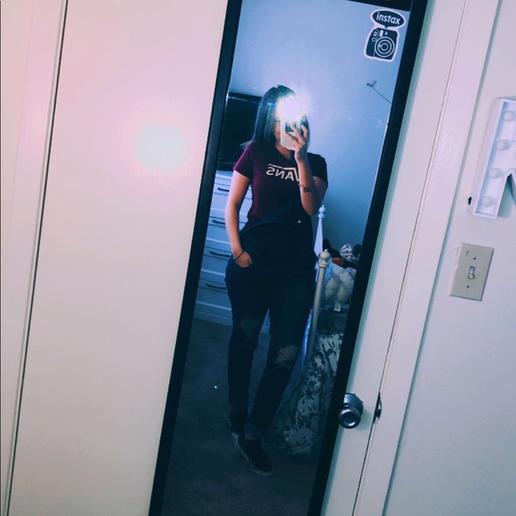 Meet your Posher, Kamille - Picture 1 of 1